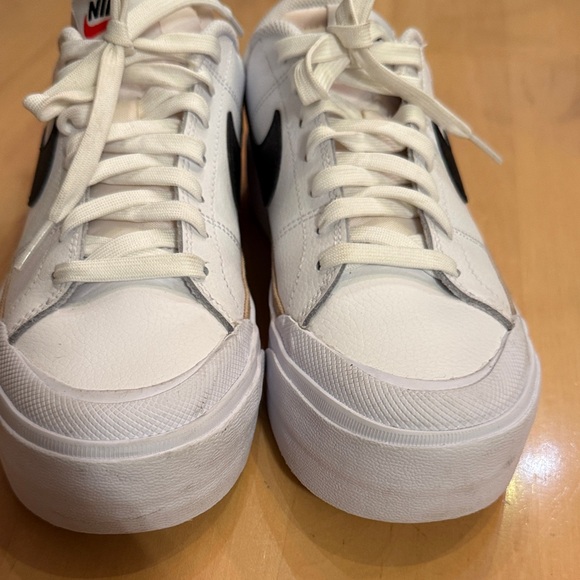 Nike Court Legacy Lift Size 8 (EU 39) - Picture 11 of 14